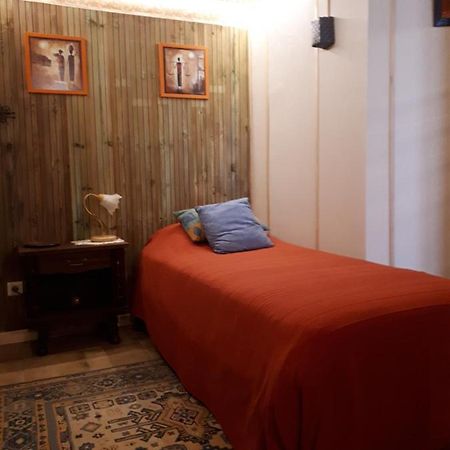 La Maison De Juliette En Bas Lascabanes Exterior foto